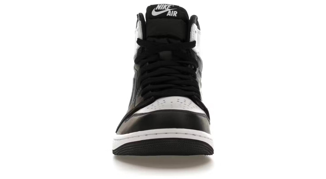 Jordan 1 Retro High OG
Black White