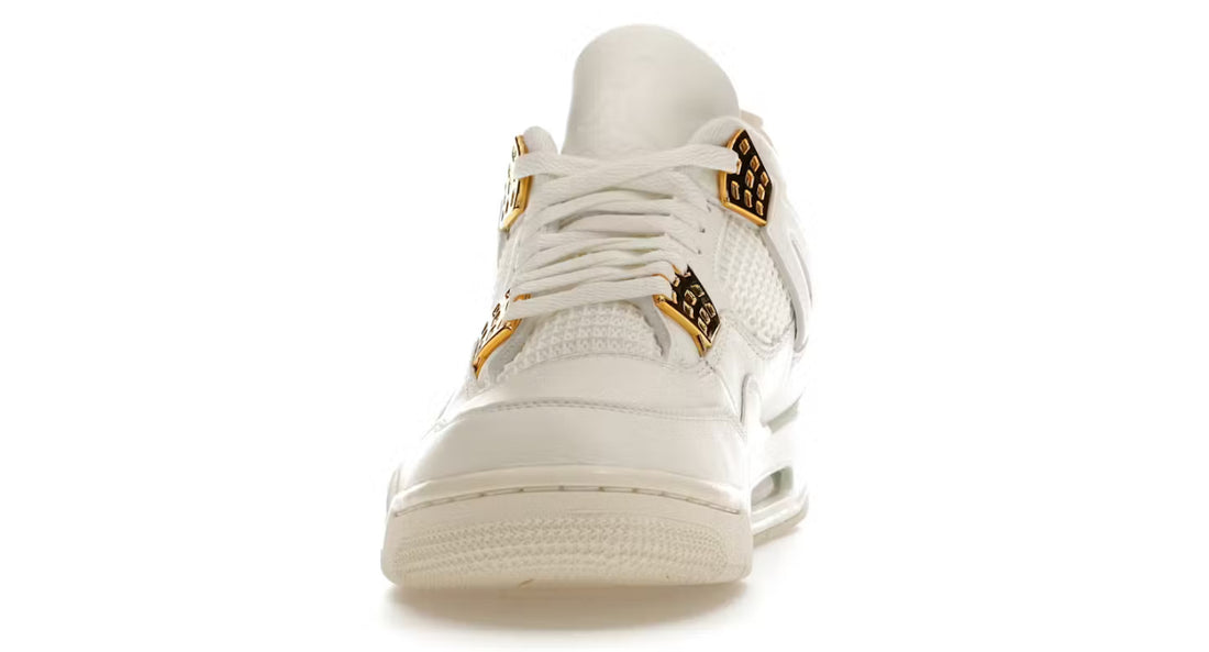 Jordan 4 Retro
Metallic Gold